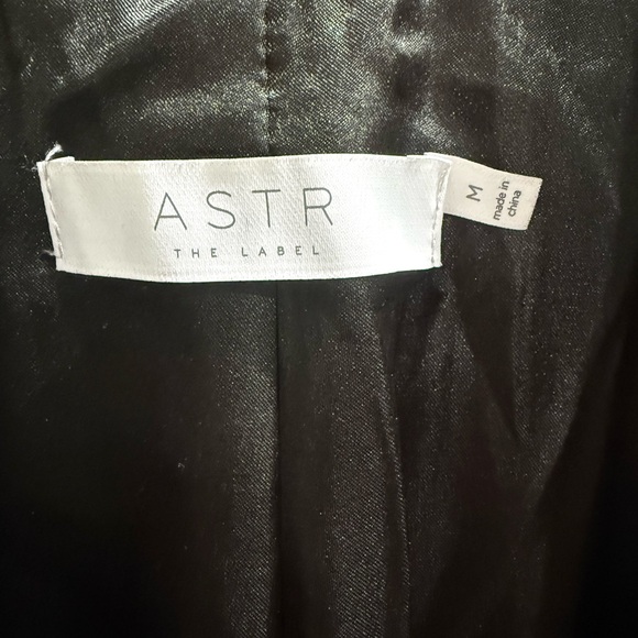 ASTR The Label Women's Black and White Check Boyfriend Blazer Medium - Picture 12 of 12